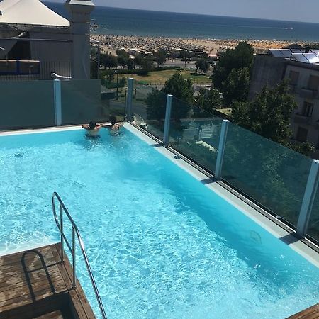 Hotel City Rimini Bagian luar foto