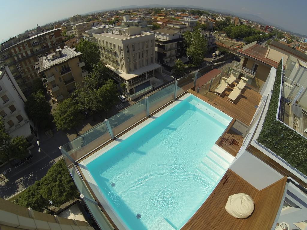 Hotel City Rimini Bagian luar foto