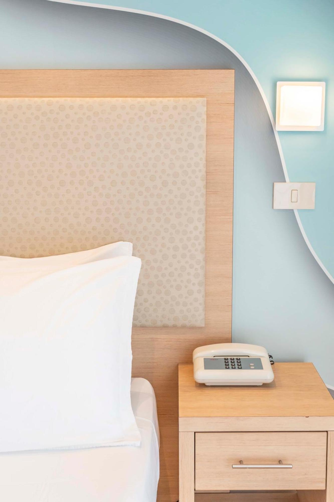 Hotel City Rimini Bagian luar foto