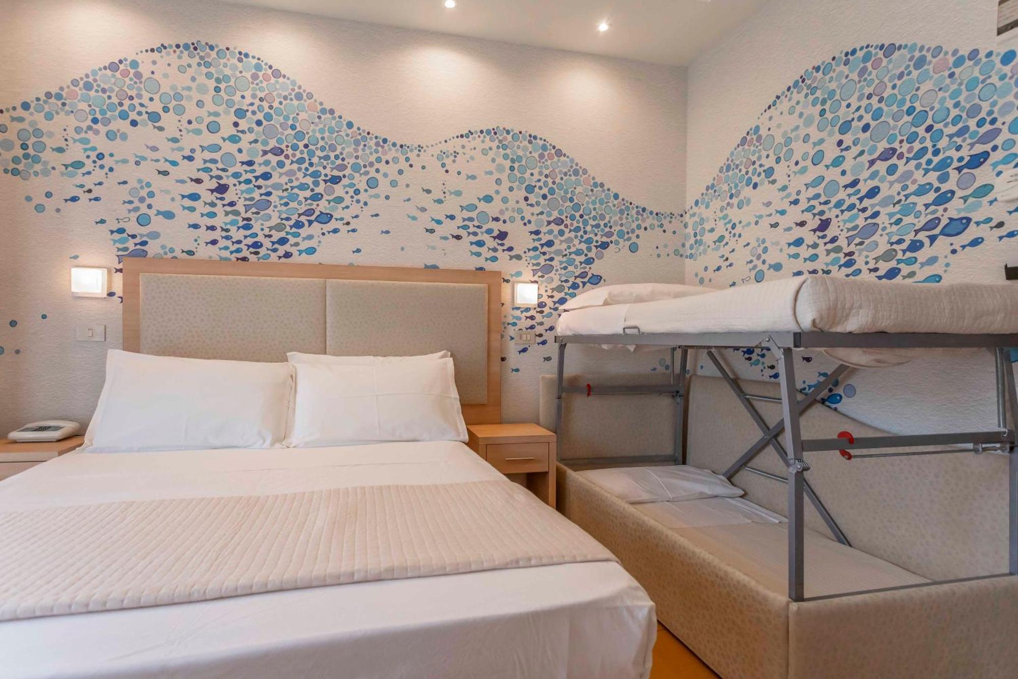 Hotel City Rimini Bagian luar foto