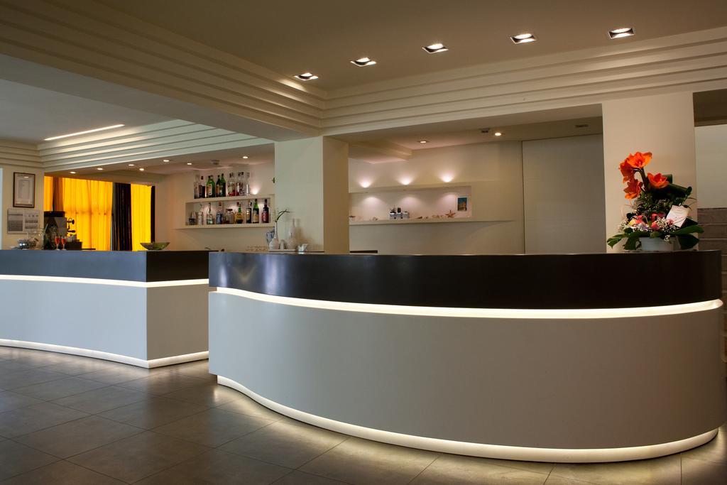 Hotel City Rimini Bagian luar foto