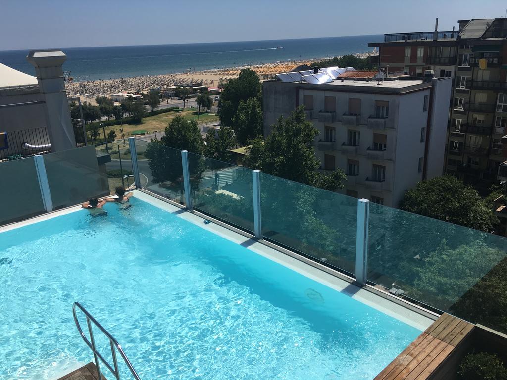 Hotel City Rimini Bagian luar foto